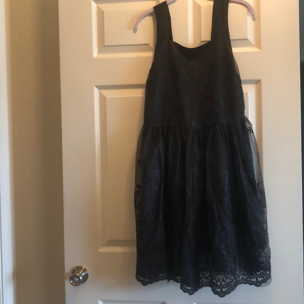 Sans Souci Dress with Gorgeous Floral Details